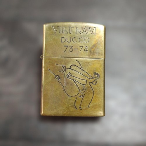 Zippo vietnam duc 74 - zippo, co