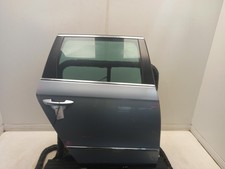 VOLKSWAGEN PASSAT Right Rear
