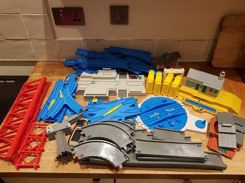 Thomas the tank tomy train - the,