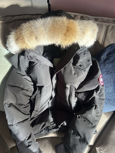 Canada goose wyndham red badge - goose,