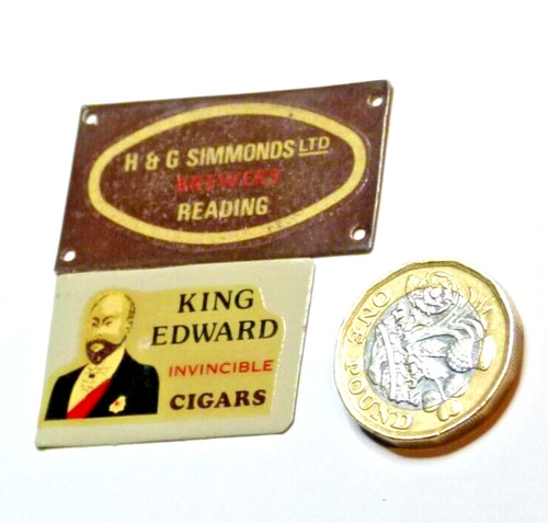 Two vintage tinplate - tinplate,