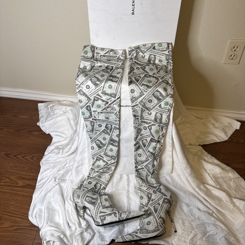 Balenciaga knife 110 dollar - knife,