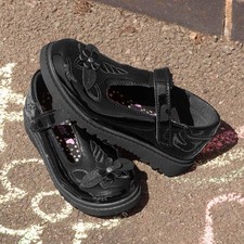 Walkright Girls Shoes Black