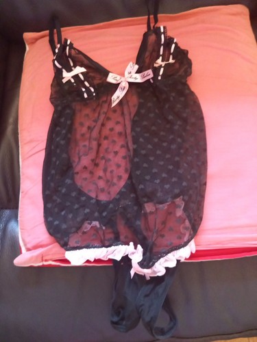 Ann summers booty parlour - summers,