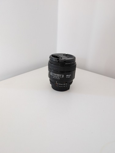 Nikon nikkor 85mm - nikkor, f/1.8d