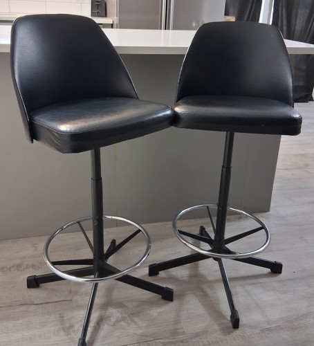 Pair vintage mcm - pair, swivel