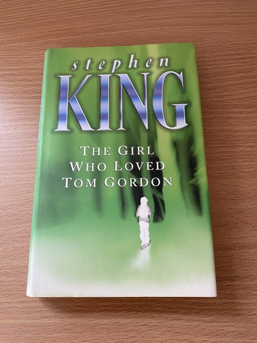 The girl who loved tom - who, gordon