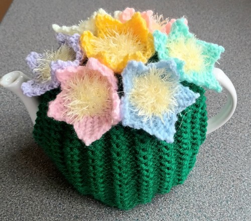 Knitted tea cosy flower - flower, posy