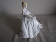 ROYAL DOULTON ~ HEATHER  ~  HN