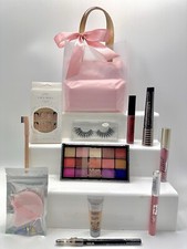 11 Piece Makeup Gift Set