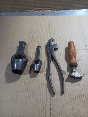 Vintage leather tools priory - vintage,