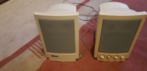 Dan beige retro - vintage, pc