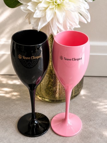 Veuve clicquot champagne - veuve,