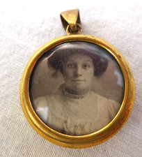 WW1 Trench Art Soldiers Personal Gear Sweetheart Photo Locket Pendant Button