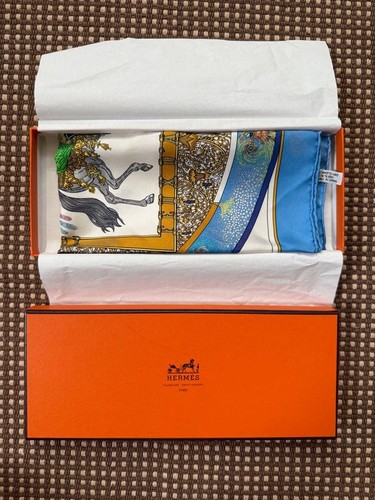 Hermes carre feux - 45,