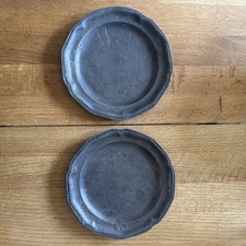 2 x 8" Plain Pewter Plates