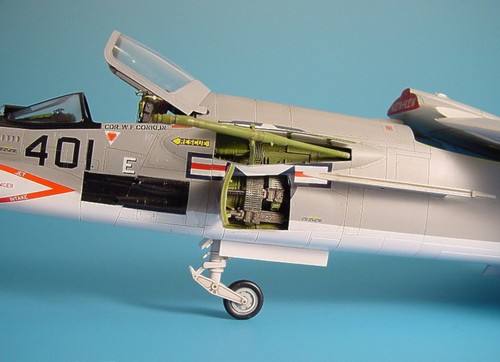 Aires 4175 vought f 8e - aires,