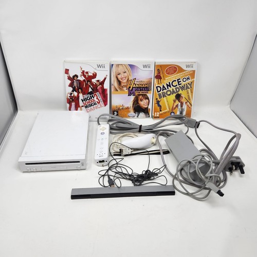 Nintendo wii white console - nintendo,