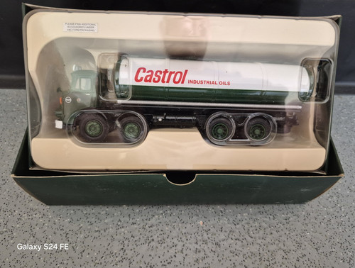Corgi fuelling the fifties - corgi,