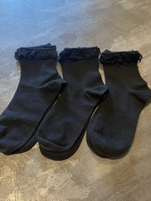 3x Pairs Women’s Black Lace Trim Ankle Socks – Cute Soft Cotton Frilly Socks