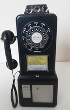 Rare CHUCHILLS 1999 Retro Vintage Black Hook Phone Box Embossed Biscuit Tin