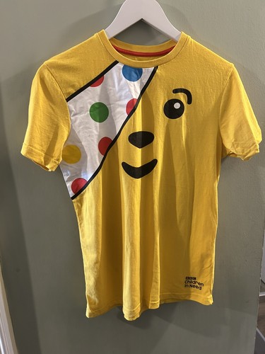 Children need pudsey t - in,