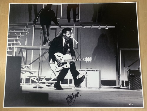 Chuck berry signed - signed, photo
