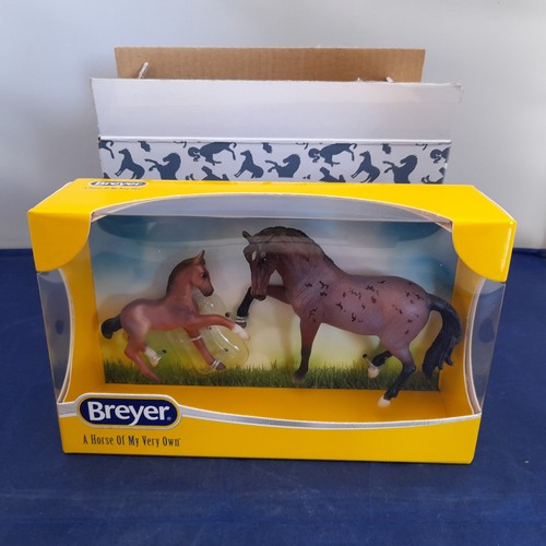 Breyer stablemate model horse - model,
