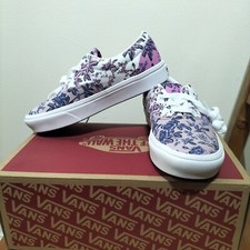 Vans Women's Trainers, Brand