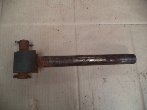 Haybob 300 head stock pin - head,