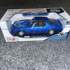 NEW MAISTO 1:18  Pontiac