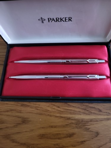 New old stock vintage parker - "new,