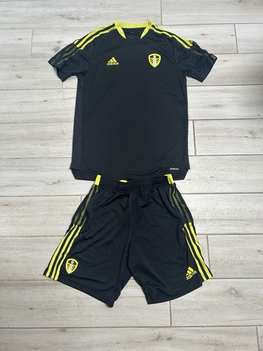 Leeds united training - leeds, top