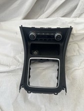2013-2019 MERCEDES-BENZ CLA 180 SLOON CENTER CONSOLE ARMREST