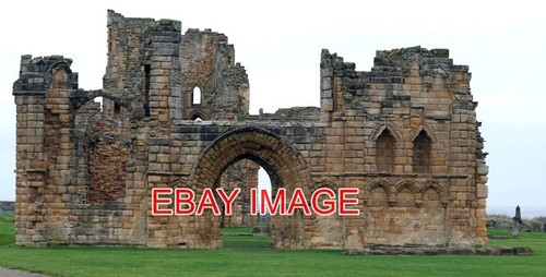 Photo tynemouth castle 4 - castle,