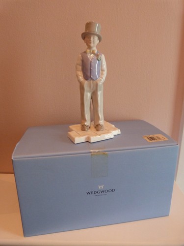 Wedgwood figure 1999 moments - 1999,