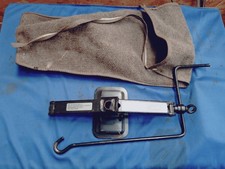 JAGUAR DAIMLER CAR LIFTING JACK XJ6 XJ12 XJS XJ40 CBC1782