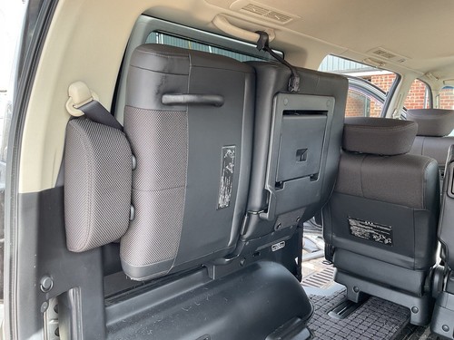 Nissan elgrand e51 rear - nissan,