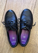 Girls School Shoes Clarks Black Leather Dolly Up style School Shoes size 13.5 F