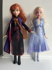 Disney Frozen 2 Anna and Elsa Doll Bundle