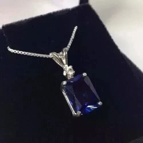 Cushion cut blue - 2.33,