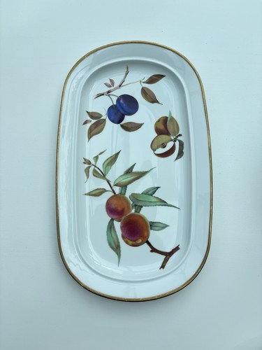 Royal worcester evesham gold - worcester,