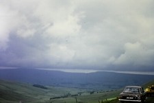 FORD CORTINA (JBG 385F) Yorkshire - Vintage 35mm SLIDE (1974)