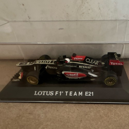 Lotus team e21 - team,