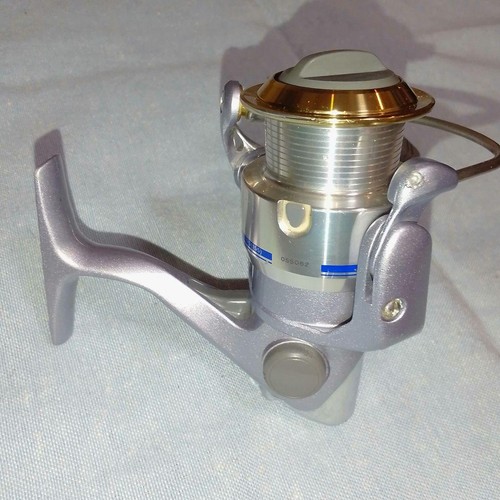 Daiwa emblem 2500c fishing - emblem,