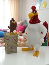 Foghorn leghorn and henery - leghorn,