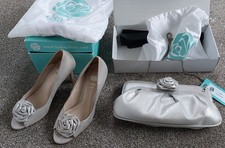 Lisa Kay Women's Shoes Size 4 With Matching Bag Silver