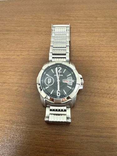 Police watch model - in,