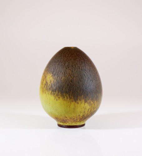 Egg shaped stoneware vase - stoneware,