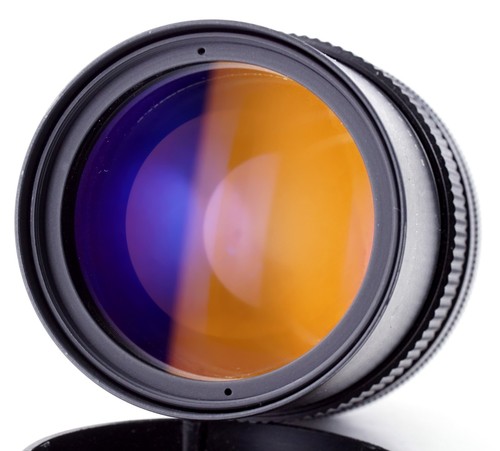 Excellent telephoto lens - excellent,